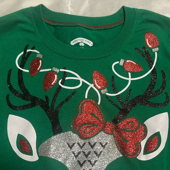 Kids Bundle of 2 Christmas Long Sleeve Tops Girls Size M/L - Picture 2 of 15